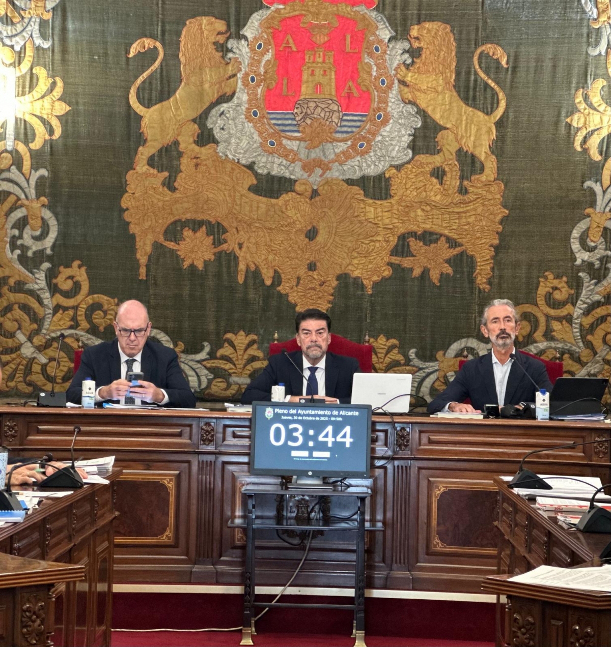 El alcalde, Luis Barcala, y el vicealcalde, Manuel Villar.