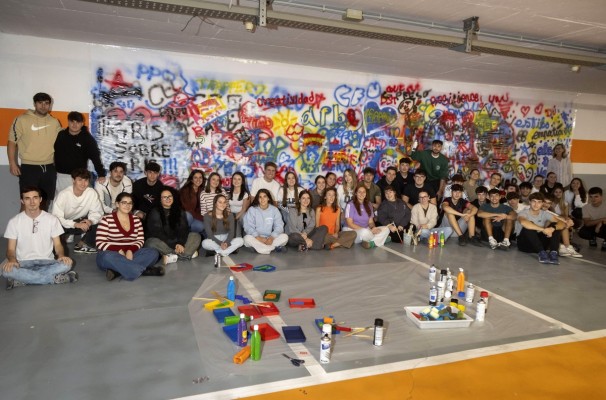 El artista Pablo Ferreiro muestra en el CEU el poder del arte urbano para humanizar espacios
