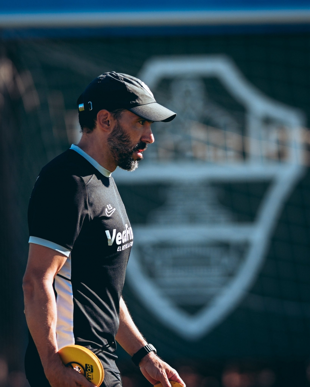Eder Sarabia, entrenador del Elche CF - Foto: PLAZA