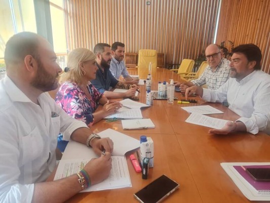 El PP de Alicante 'se juega' la subida de la basura y la ZBE forzado a negociar pactos multilaterales