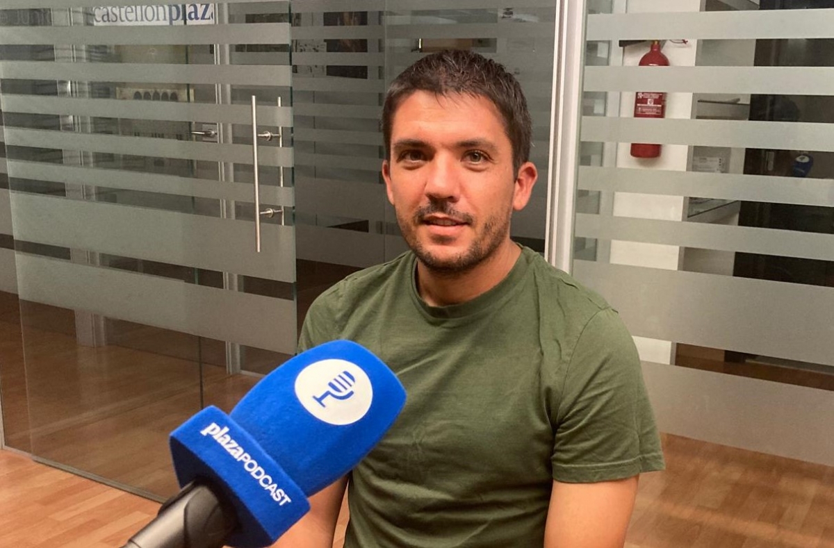 Carles Salvador, un líder en el banquillo del Castellón B