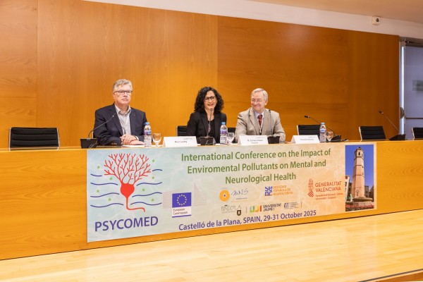 Un congreso internacional aborda en la UJI el efecto de los contaminantes ambientales en el cerebro