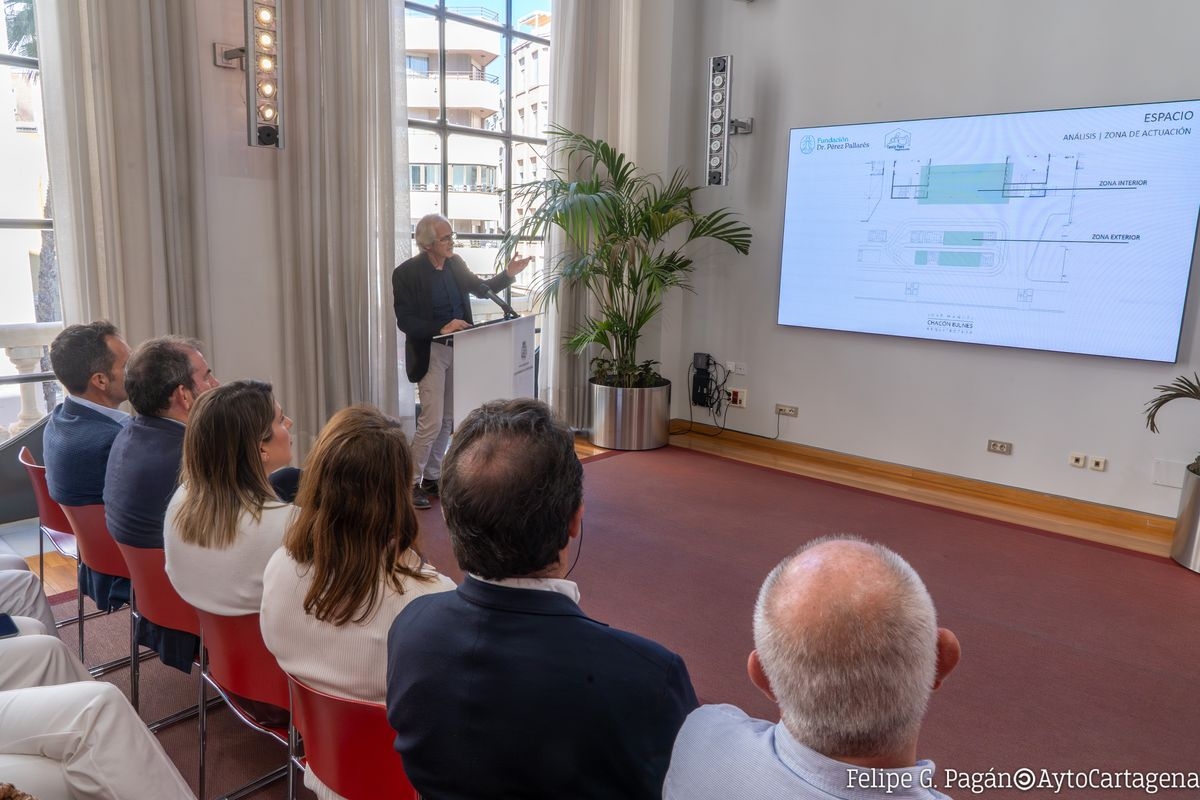 El hospital Santa Lucía de Cartagena contará con un espacio para los pacientes oncológicos y sus familias con sala de estar, biblioteca, televisión y talleres