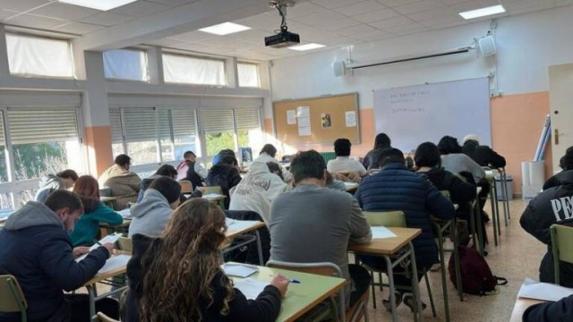 El Consell destina más de 1.000.000 de euros a centros de Formación de Adultos en l'Horta