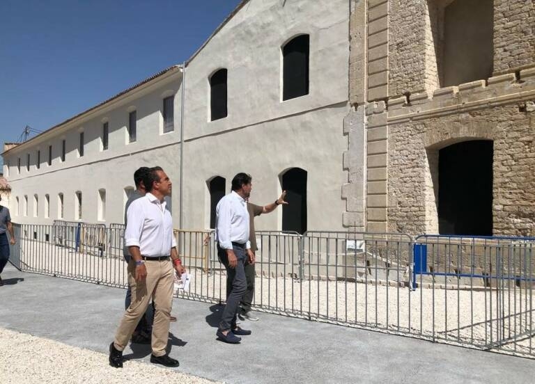 Barcala augura el estreno del museo de Cigarreras a mediados de 2026 con cinco primeras exposiciones