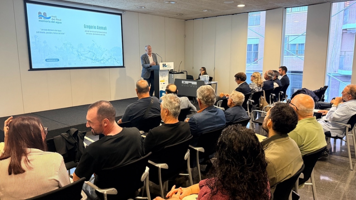 Colectivos vinculados con el agua participan en una jornada sobre patrimonio, gestión y futuro en Elche