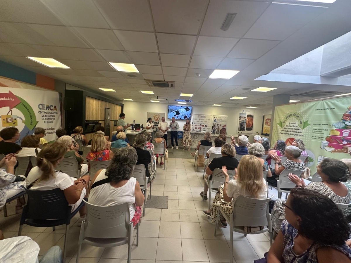 Alicante abre un nuevo portal web del consumidor para formar, asesorar y ofrecer actividades del Cerca