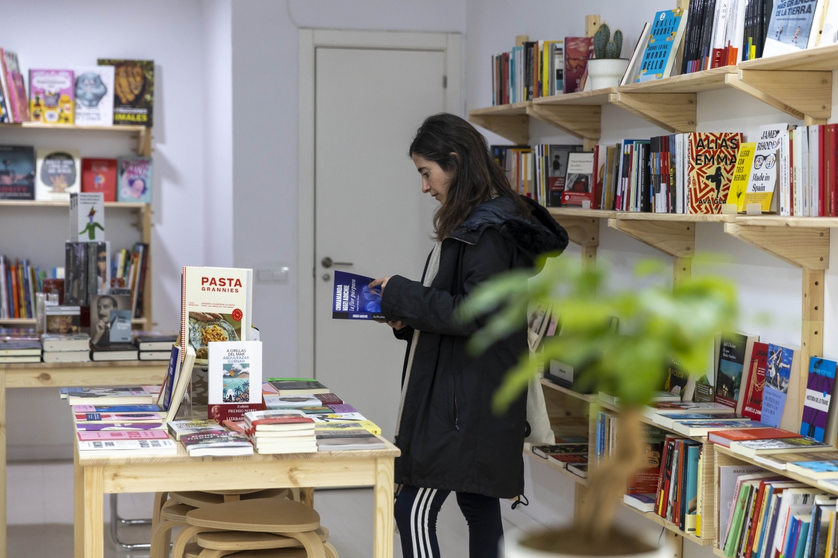 Las librerías valencianas celebran el Llibreries Fest entre talleres y cuentacuentos