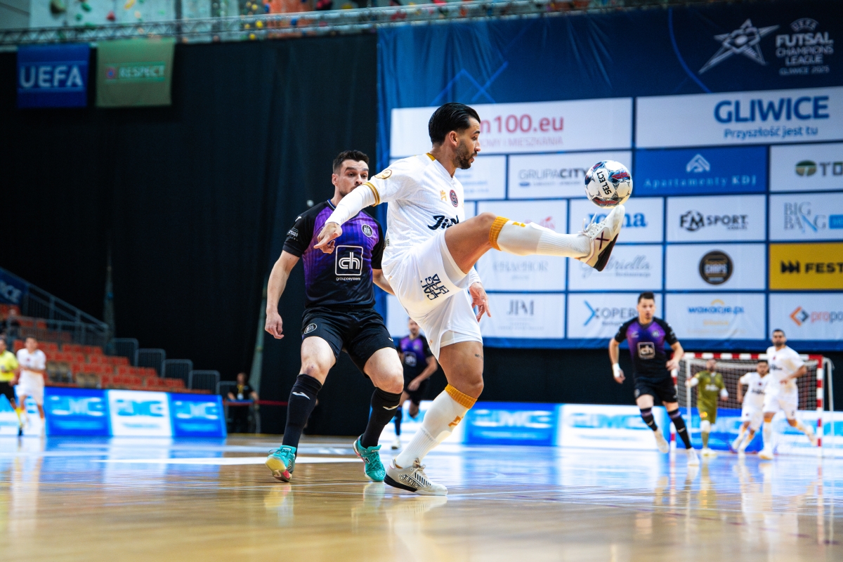 El Jimbee vence con autoridad también al campeón belga y demuestra que va muy en serio en Europa