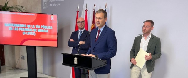 Murcia lanza un plan de 5 millones para arreglar calles y aceras en todas las pedanías
