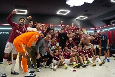 El Murcia, ahora de Colunga, visita al Betis Deportivo evitando el farolillo rojo en Primera RFEF 