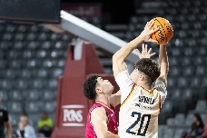 El UCAM CB vuelve a perder, por 77-70 en Lleida, y le sigue faltando de regularidad en la Liga U