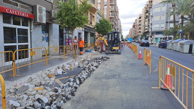 Las primeras paradas accesibles de taxi en Elche estarán listas en octubre