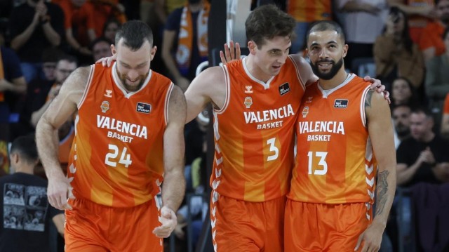 Un Valencia enrachado recibe al ascendido Burgos con opción de asaltar el liderato
