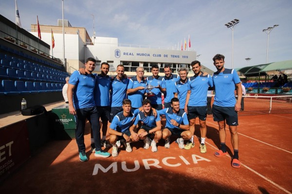  El Real Murcia CT 1919 gana en casa su tercer título nacional absoluto masculino 