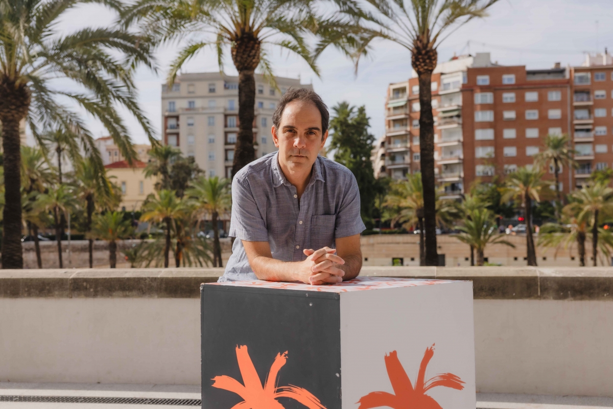 ‘Primeira pessoa do plural’: la imaginación como mecanismo de defensa contra la pérdida