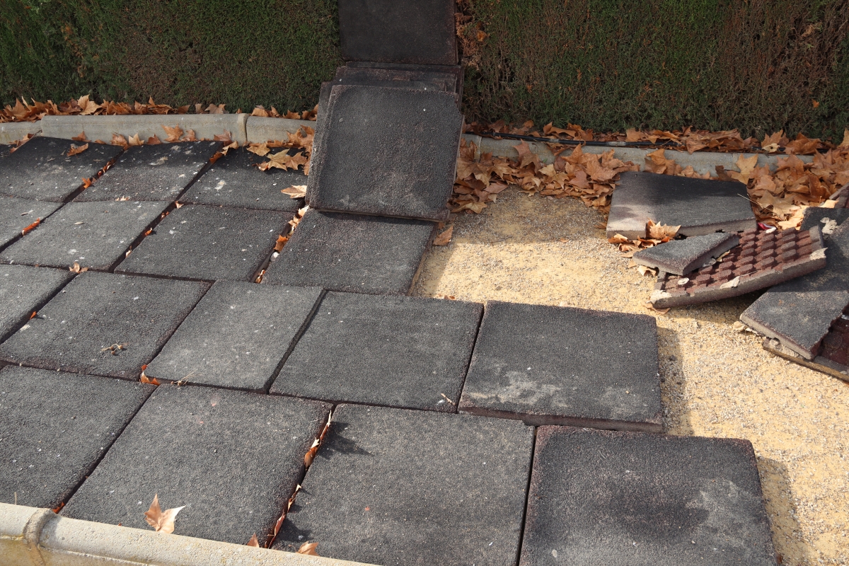 Estado del parque infantil de Las Terreras. - Foto: PSOE LORCA Estado del parque infantil de Las Terreras.