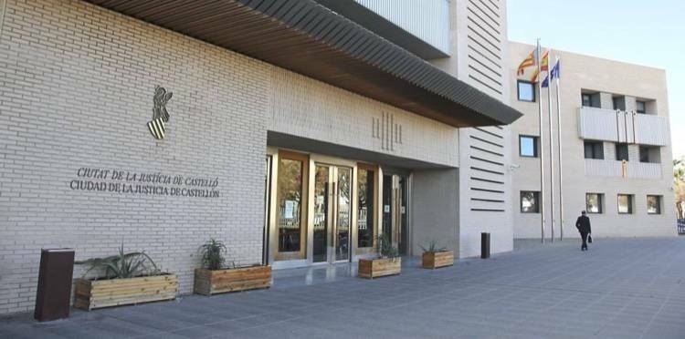 La Audiencia de Castellón inicia el juicio por el caso de abusos sexuales de una secta pseudorreligiosa de Vistabella