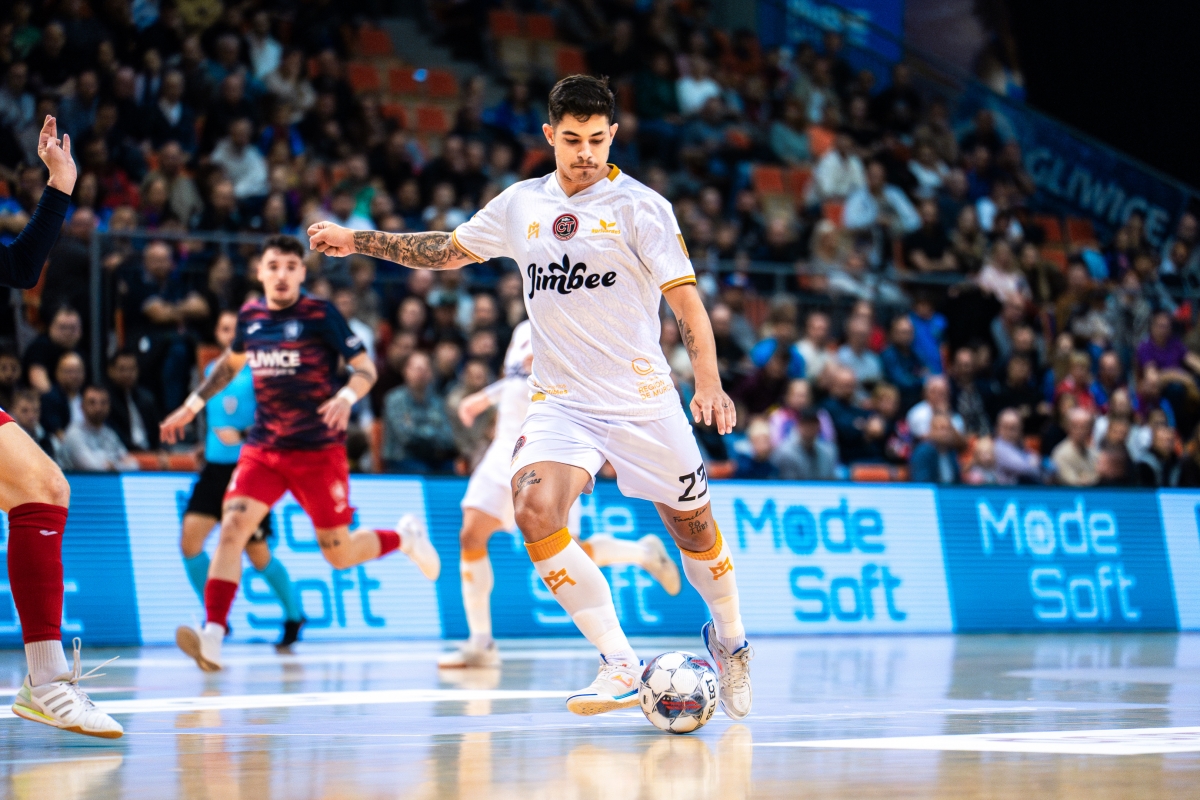  - Foto: JIMBEE CARTAGENA