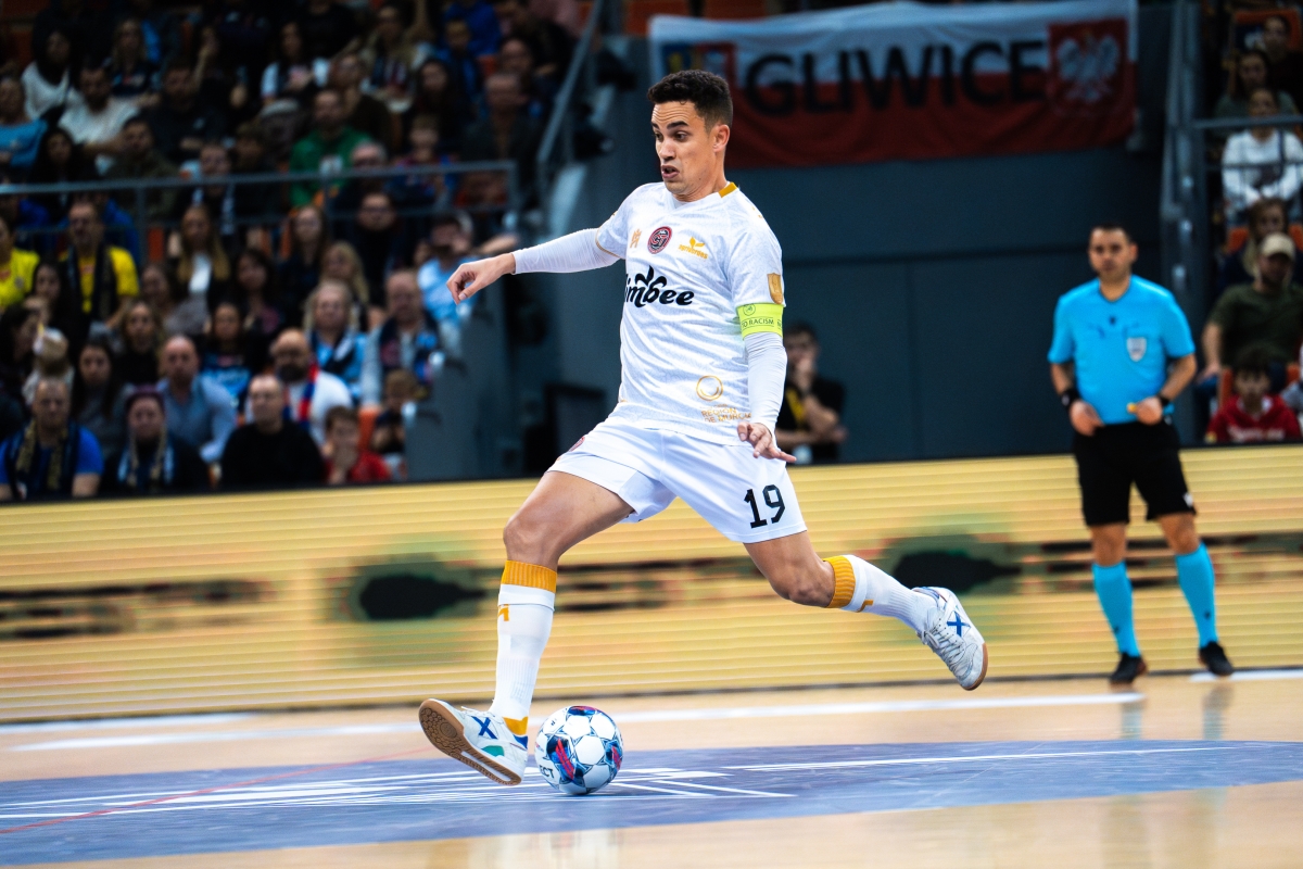  - Foto: JIMBEE CARTAGENA