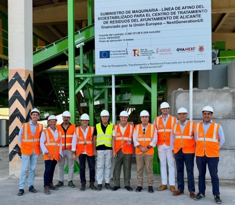 Alicante pone en marcha la nueva línea para tratar residuos orgánicos en el vertedero