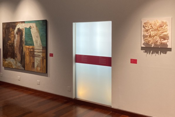 Una pintura de Vicente Rodes y un libro artesanal de Pilar Sala se suman a la exposición 'Legados' 
