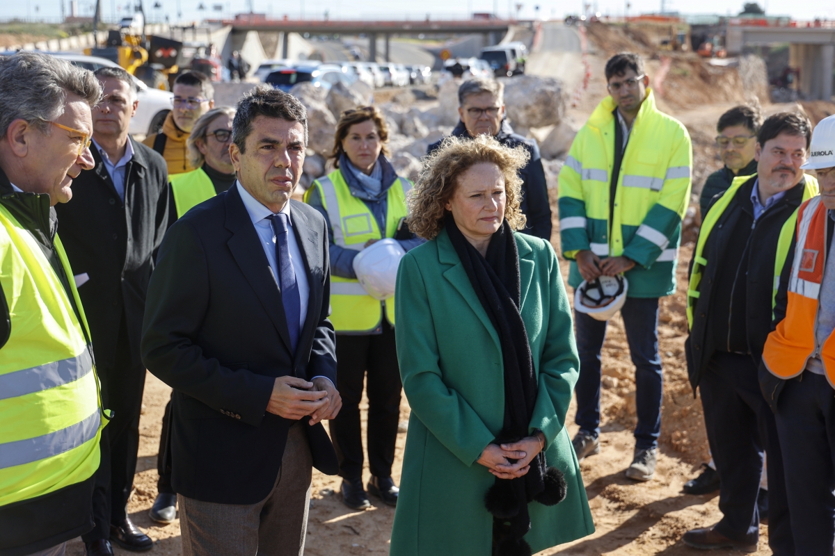 La alcaldesa de Torrent, Amparo Folgado, y el president Mazón. - Foto: ROBER SOLSONA/EP La alcaldesa de Torrent, Amparo Folgado, y el president Mazón.