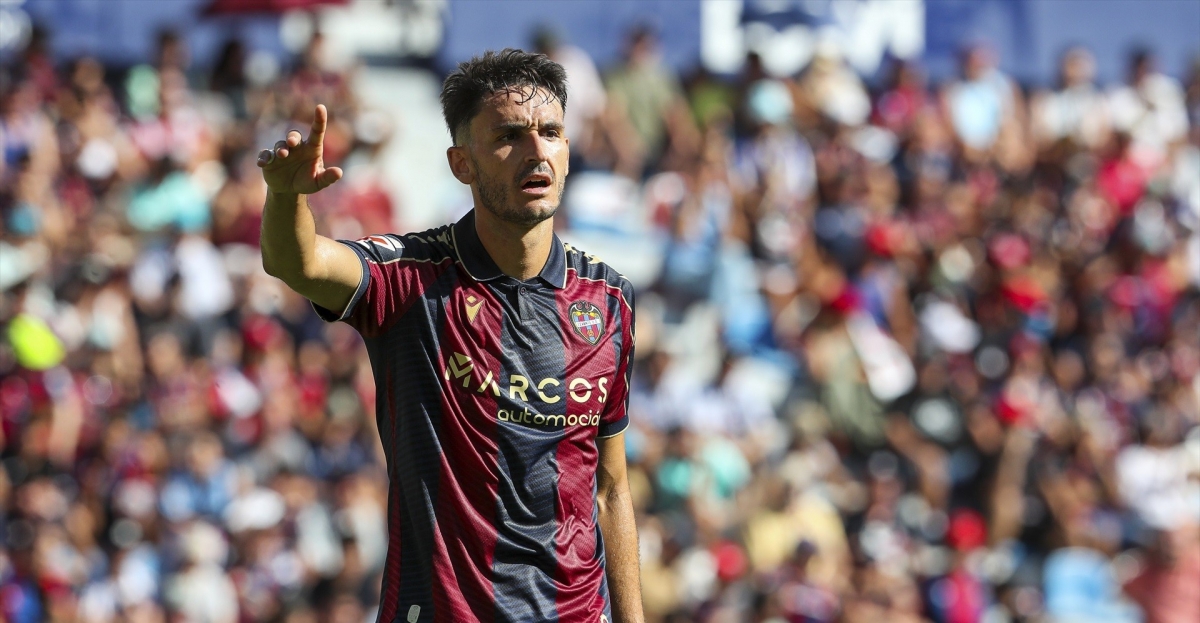 Elgezabal alcanza los cincuenta partidos con el Levante