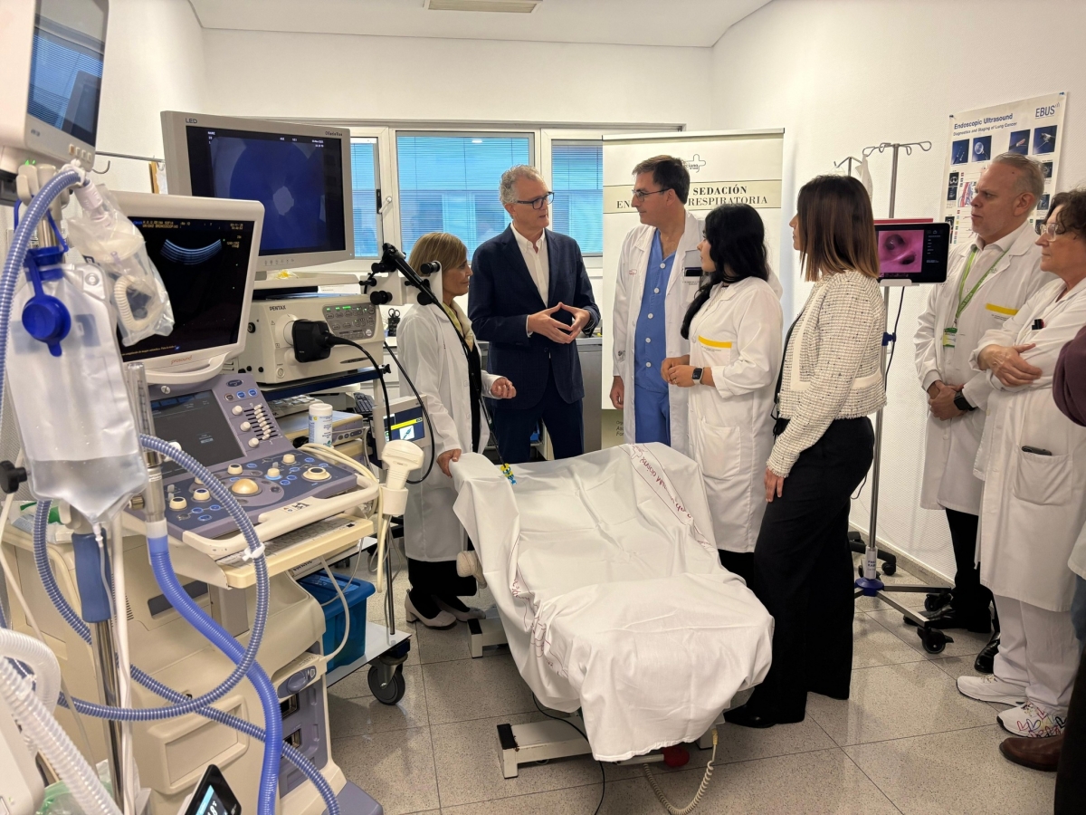 El hospital Reina Sofía de Murcia recibe un reconocimiento por la formación y seguridad clínica en las endoscopias con sedación