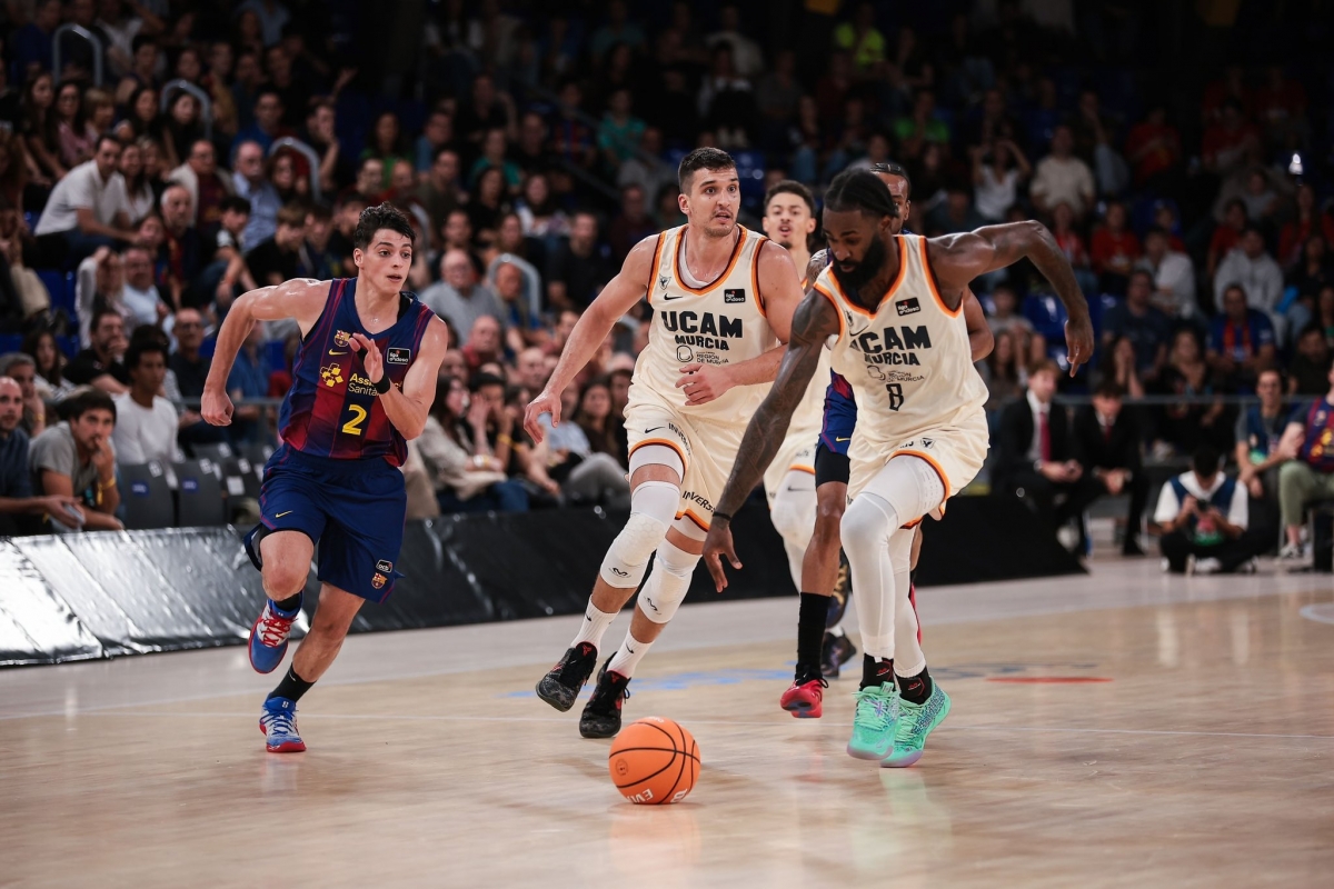 Un UCAM CB muy reforzado por su victoria en el Palau busca en Bulgaria el liderato europeo 