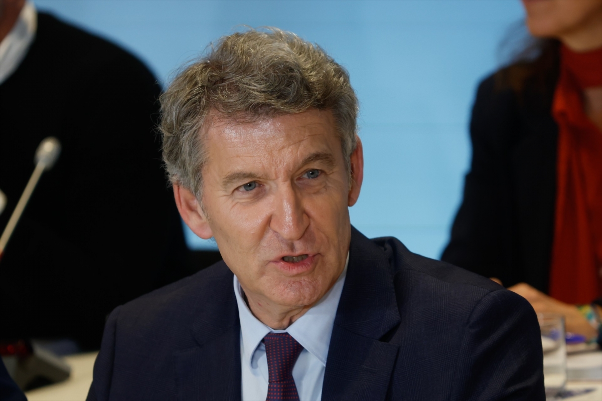 Feijóo pide a Vox facilitar la elección del nuevo 'president' y denuncia una 