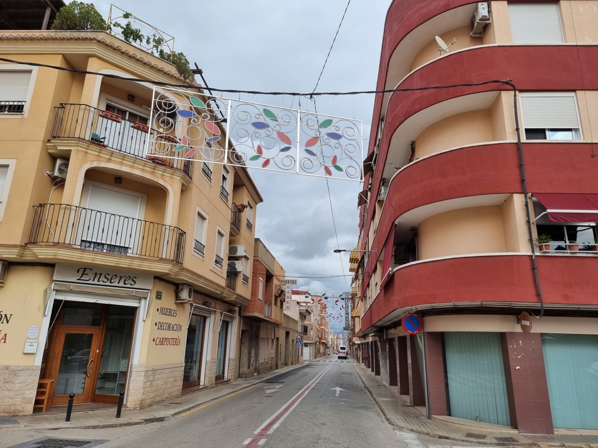 Riba-roja genera casi 700.000 euros en las empresas y técnicos locales con los planes para la evaluación de viviendas