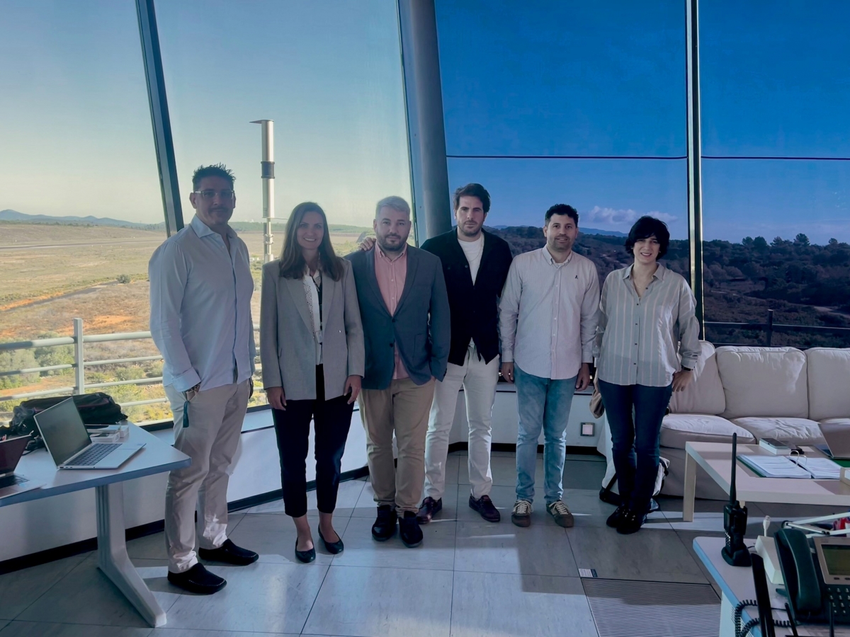 Skyway toma las riendas de la torre de control del aeropuerto de Castellón tras dos años de trámites 