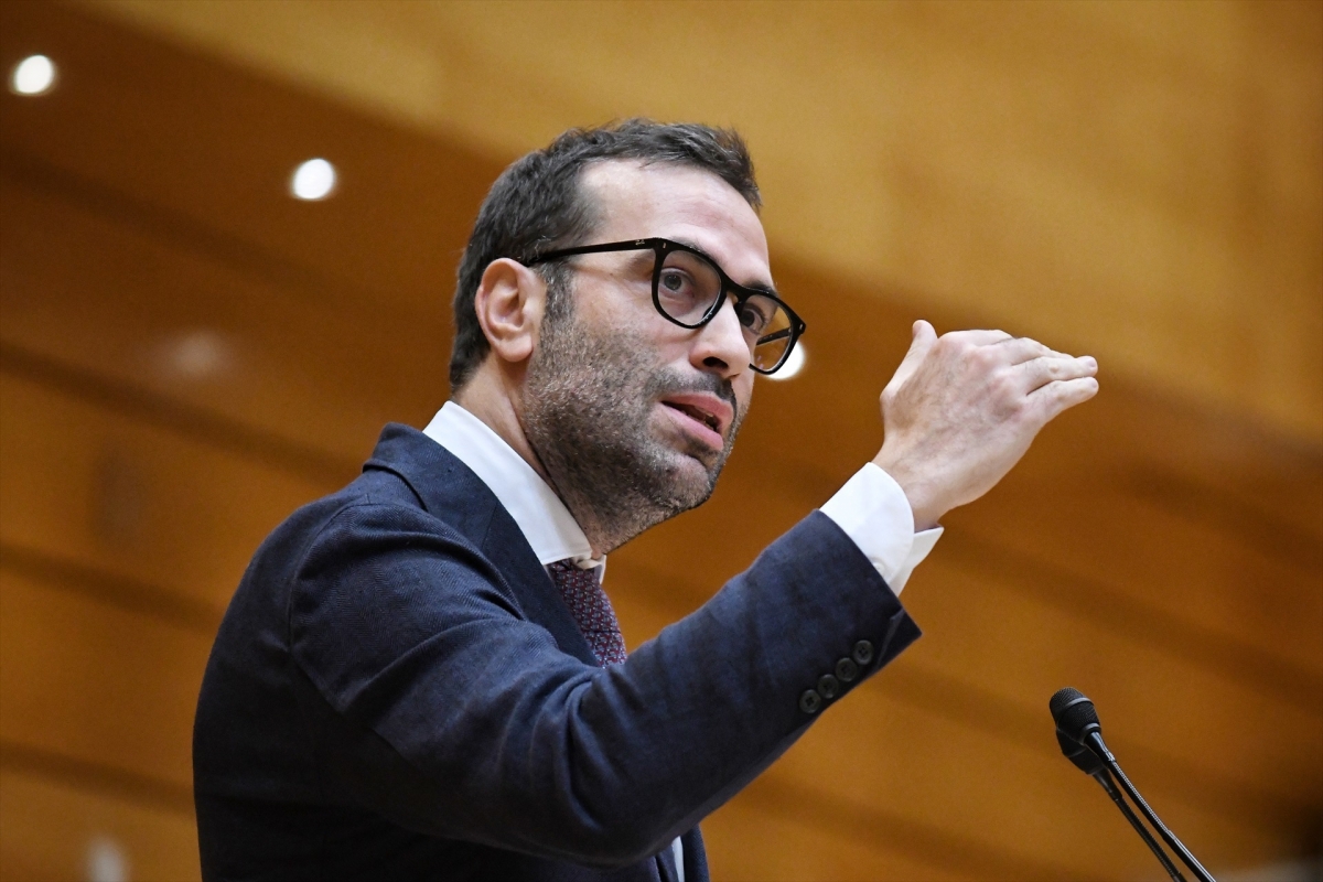 El Gobierno acusa a Mazón de dimitir 