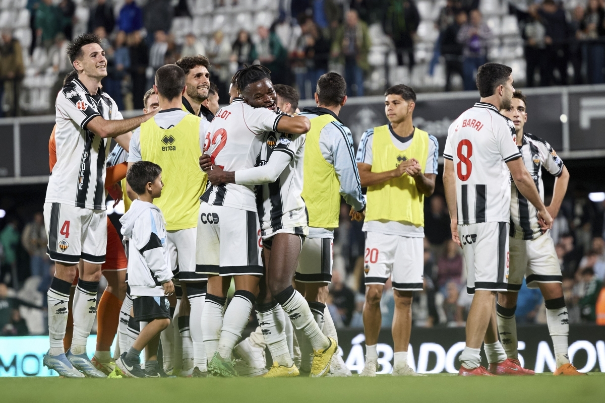 Castalia vibra al ritmo de una histórica remontada