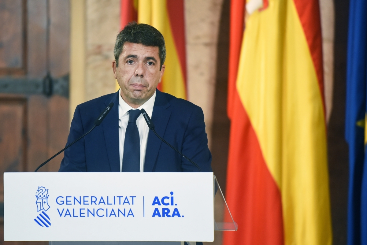 ¿Y si votamos y les echamos por ineptos y corruptos?