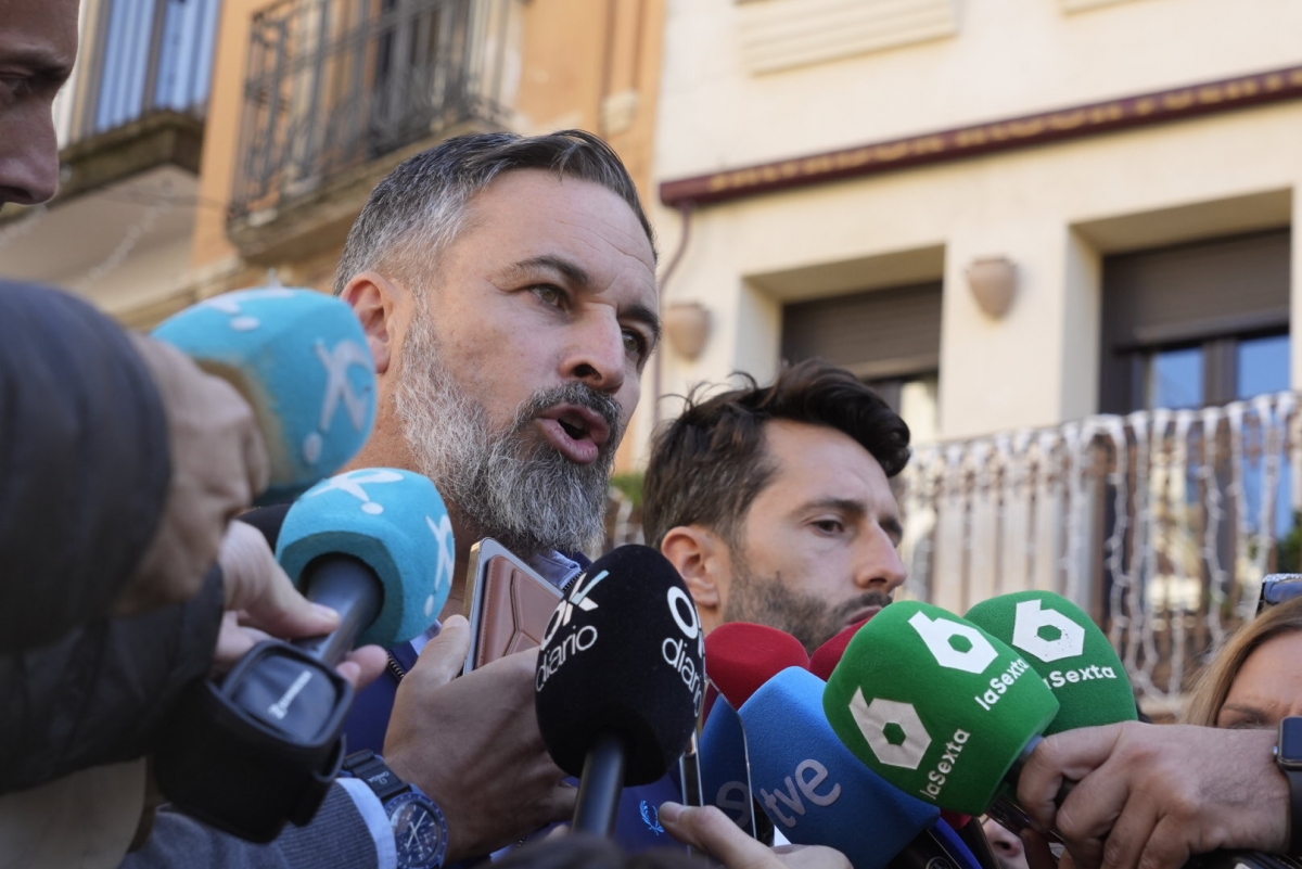 Abascal cree que Feijóo, con la dimisión de Mazón, da 