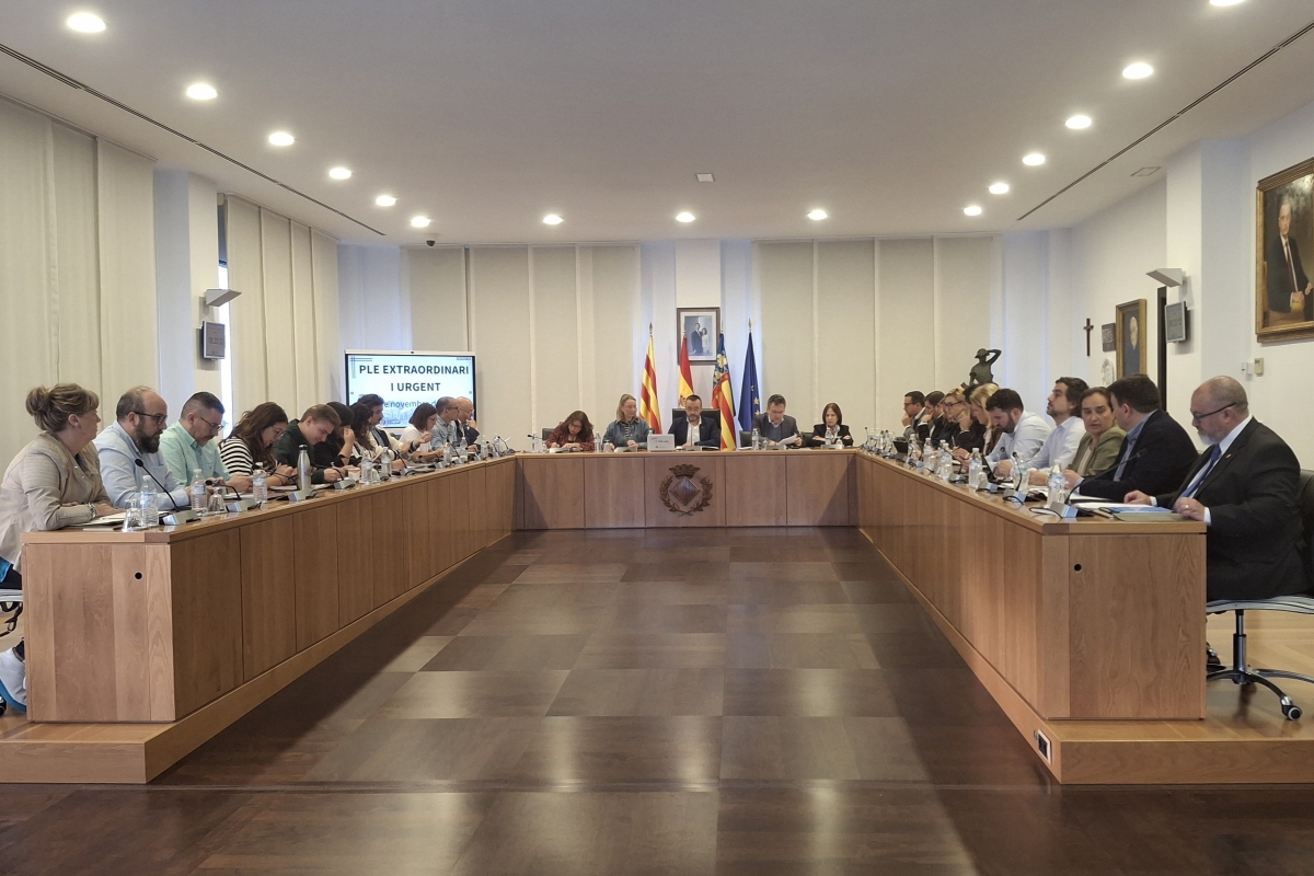 Vila-real aprova la modificació de l'ordenança de la taxa de residus i el Pla d'actuació per a incendis