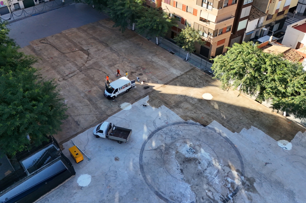 Onda avanza en las obras de reforma de la plaza España con un paso clave para solucionar filtraciones