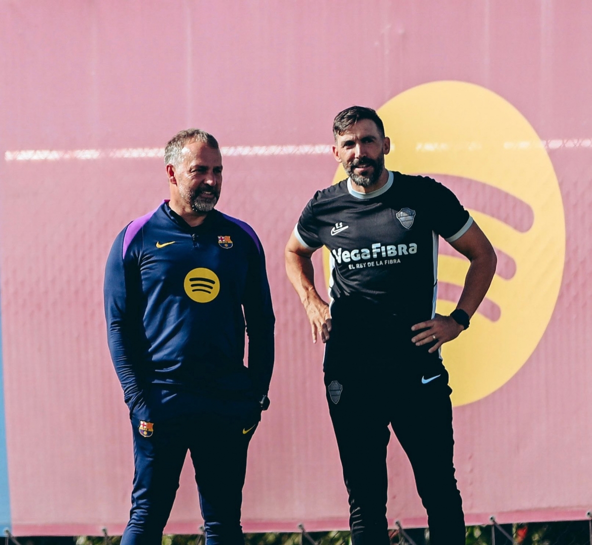 Hansi Flick y Eder Sarabia - Foto: EP