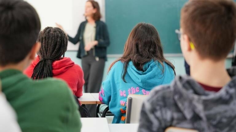 Alicante promueve la prevención de adicciones en el aula con un programa para 30.000 alumnos