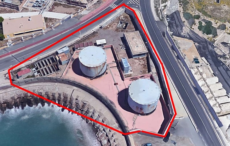 La corrosión obliga a la Armada a reconstruir la planta de tratamiento de aguas oleosas situado en el muelle de La Curra