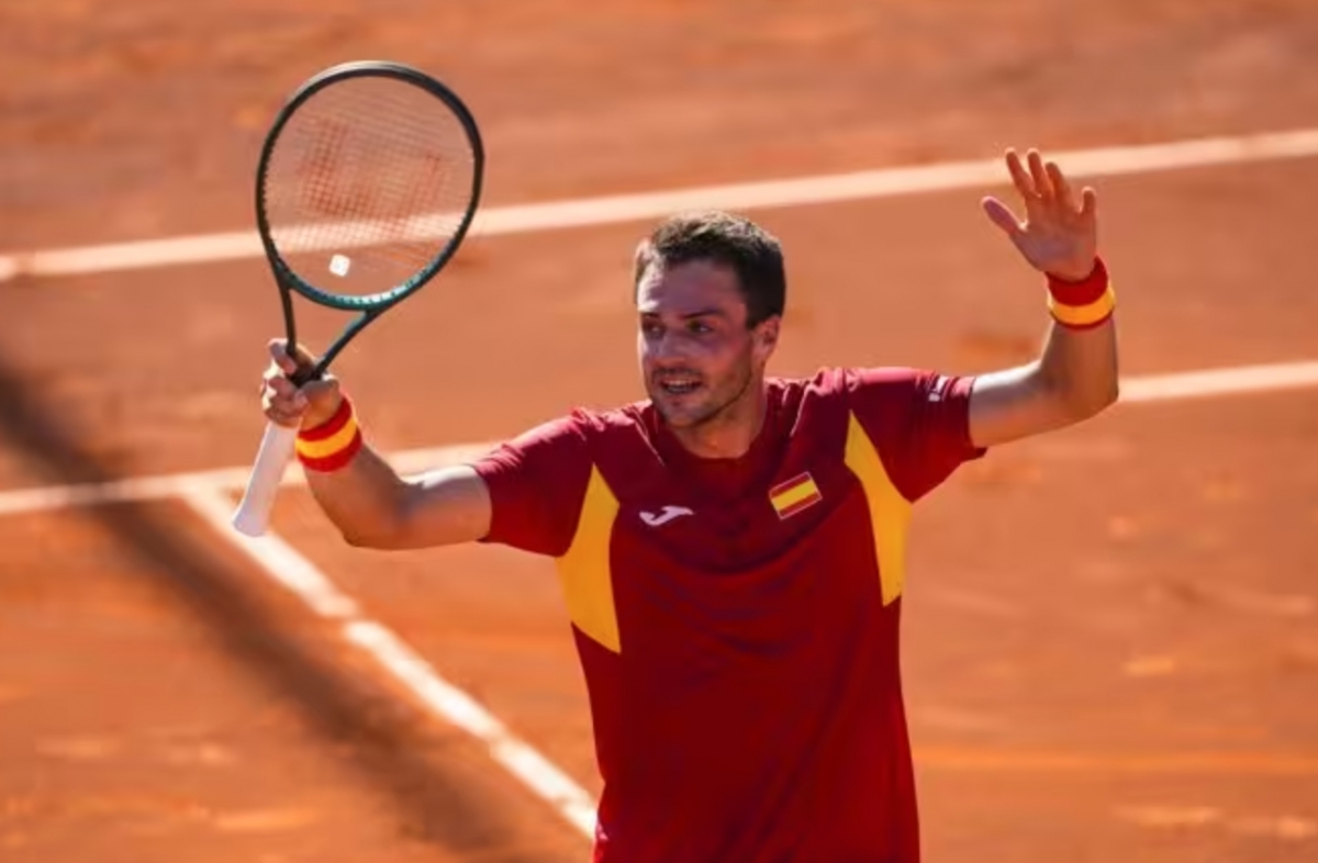 El valenciano Pedro Martínez cae contra Girón y prolonga su mala racha con otra derrota en primera ronda