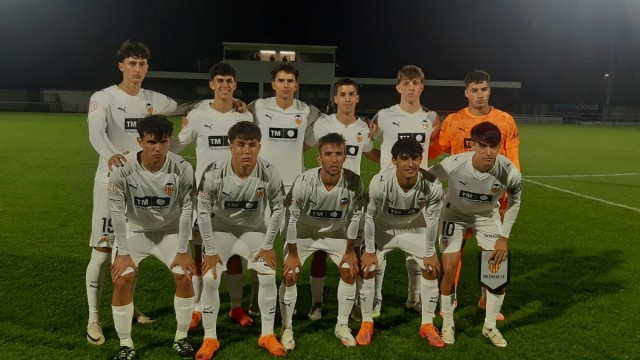 Victoria del VCF Mestalla en la visita al Crystal Palace FC (0-1)
