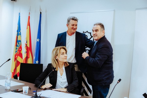 Los retos que Mus hereda de Gan Pampols: comisión mixta y una reconstrucción en plena incertidumbre política