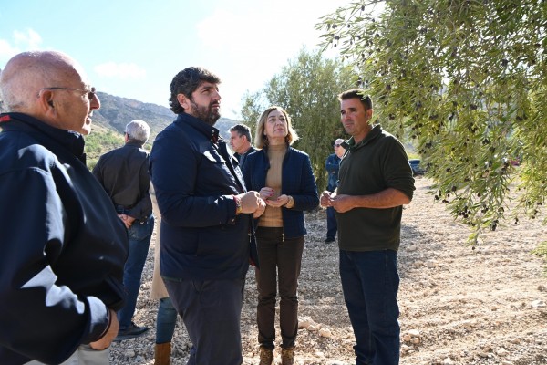 La Región destina 7 millones en ayudas para 2.500 agricultores y ganaderos afectados por la sequía