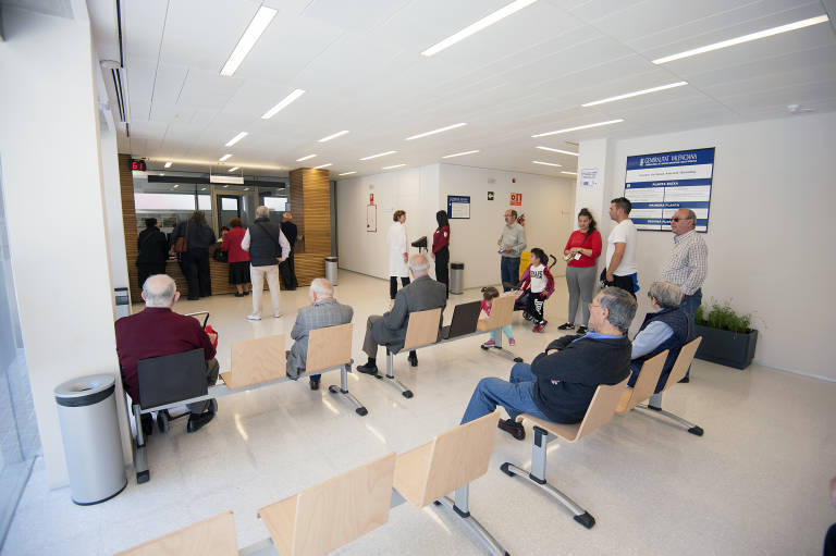  El centro de salud de Benalúa. Foto: RAFA MOLINA  - 