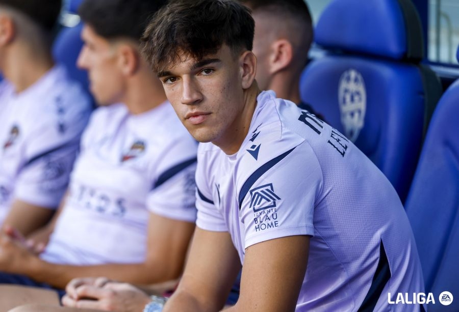 Carlos Espí sufre una lesión muscular en el bíceps femoral 