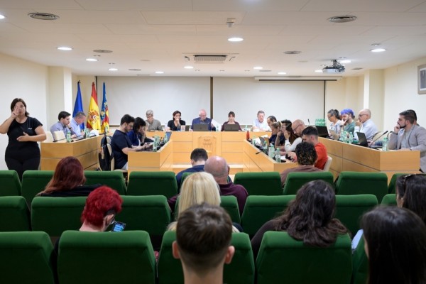 Paiporta paraliza temporalmente las licencias para cambiar el uso de locales a viviendas en planta baja