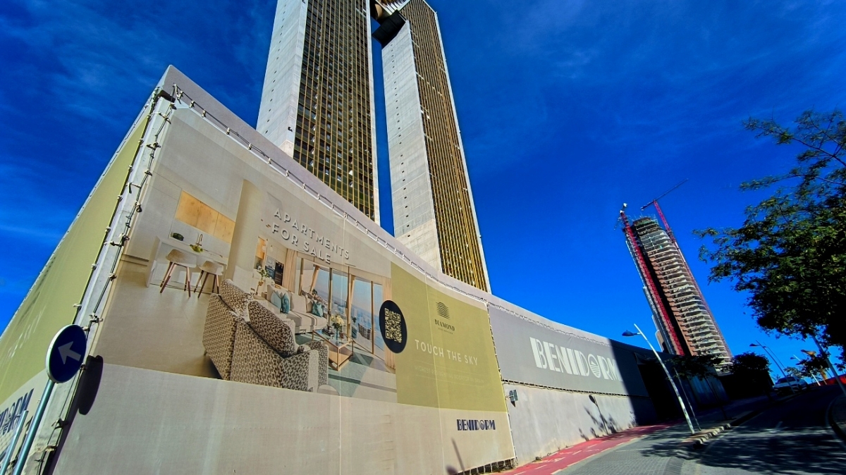 El PSOE de Benidorm alerta del uso privado de un local municipal ubicado en los bajos de Intempo